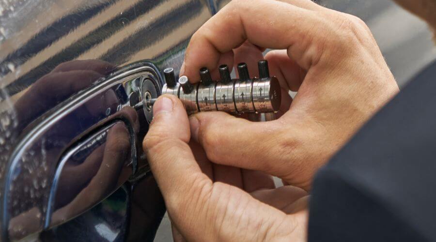 Professional metal roof installation in Covington, IN